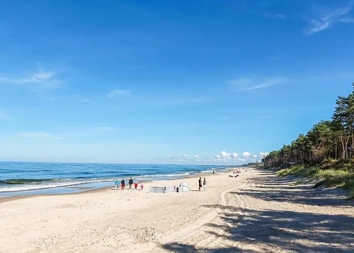 1 Bedroom Cozy In Apartman Pobierowo